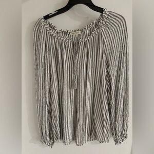 Max studio Striped Gray Women's Top size M